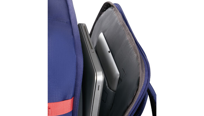 Tasku kannettavalle tietokoneelle 15,6"