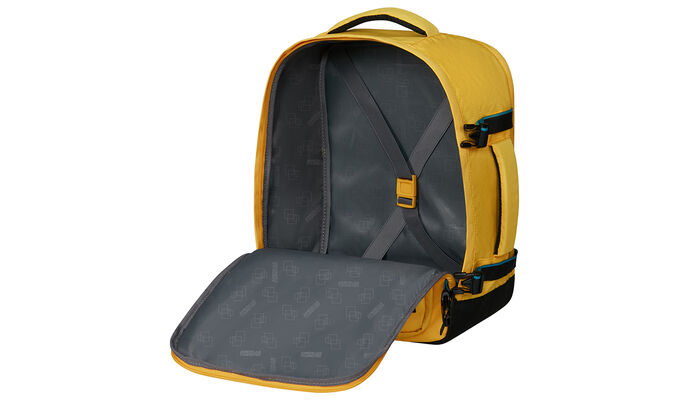 Vaateosasto ristikkäisillä kumunauhoilla