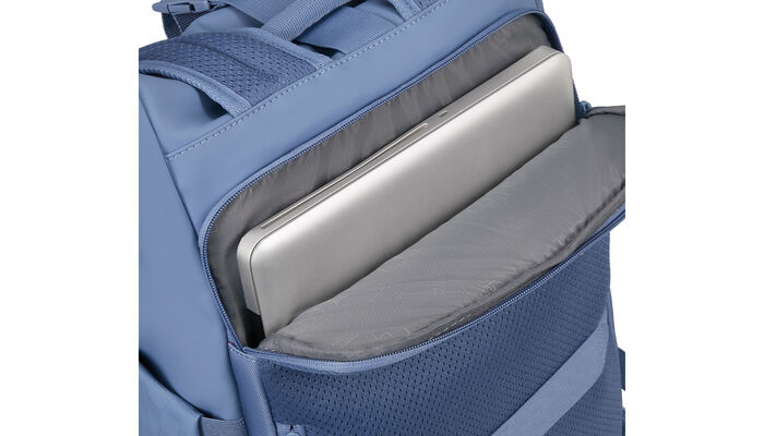 Tasku kannettavalle tietokoneelle 15,6"