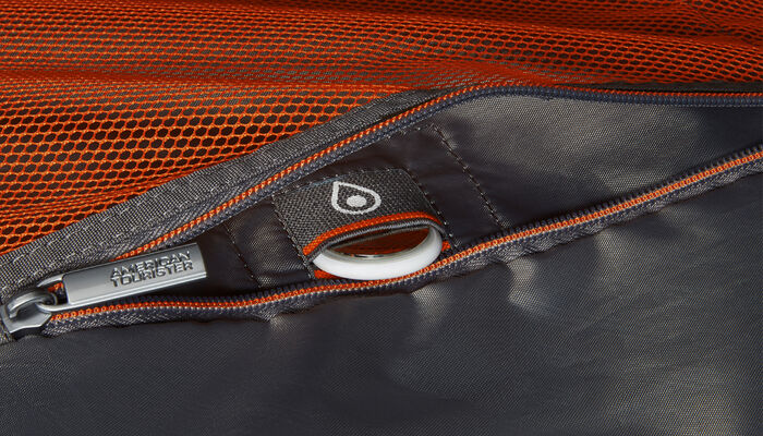 Sisältää AirTagin