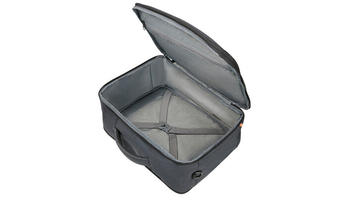 Vaateosasto ristikkäisillä kumunauhoilla