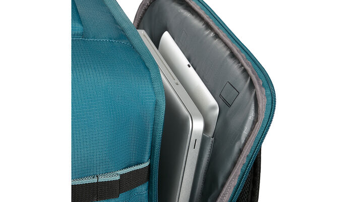 Tasku kannettavalle tietokoneelle 15,6"