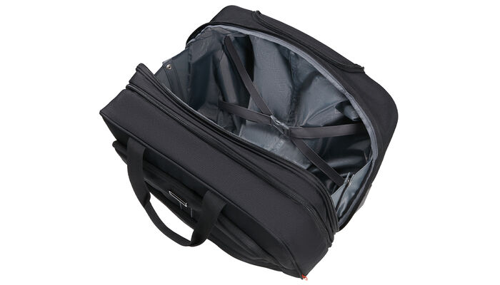 Vaateosasto ristikkäisillä kumunauhoilla