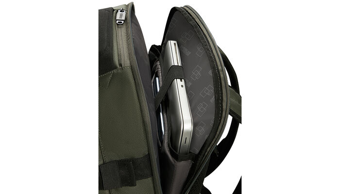 Tasku kannettavalle tietokoneelle 15,6"