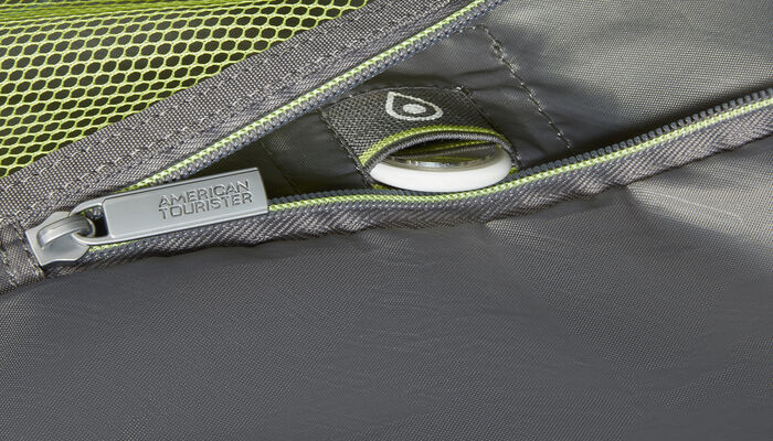 Sisältää AirTagin