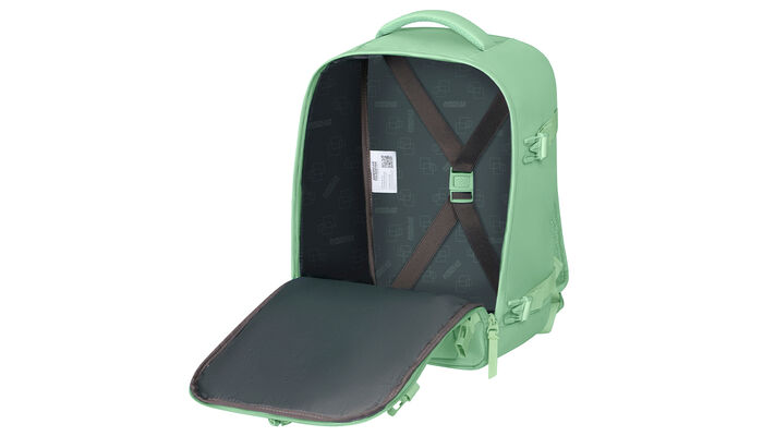 Vaateosasto ristikkäisillä kumunauhoilla