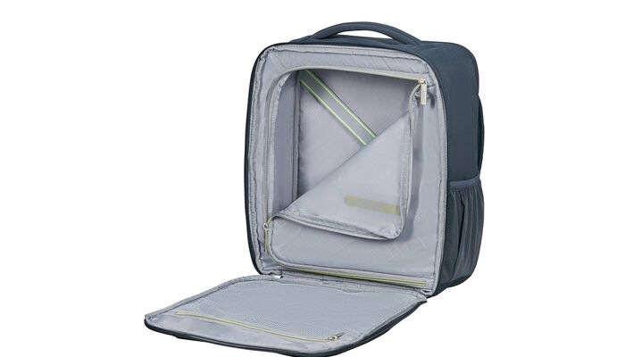 Vaateosasto ristikkäisillä kumunauhoilla