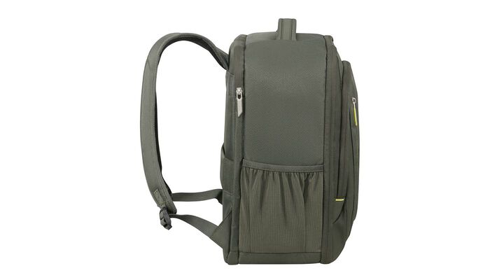 Tasku kannettavalle tietokoneelle 15,6"