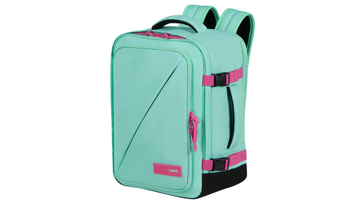 Sopii Ryanairin ja Wizz Airin ilmaisen matkustamolaukun mittoihin