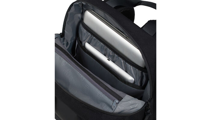 Tasku kannettavalle tietokoneelle 15"