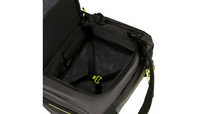 Vaateosasto ristikkäisillä kumunauhoilla