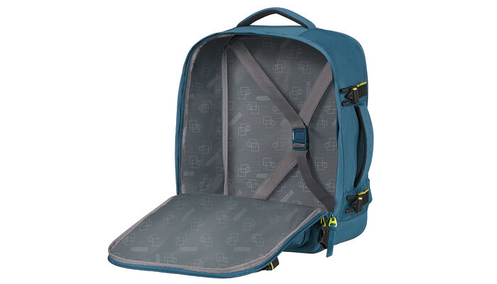 Vaateosasto ristikkäisillä kumunauhoilla