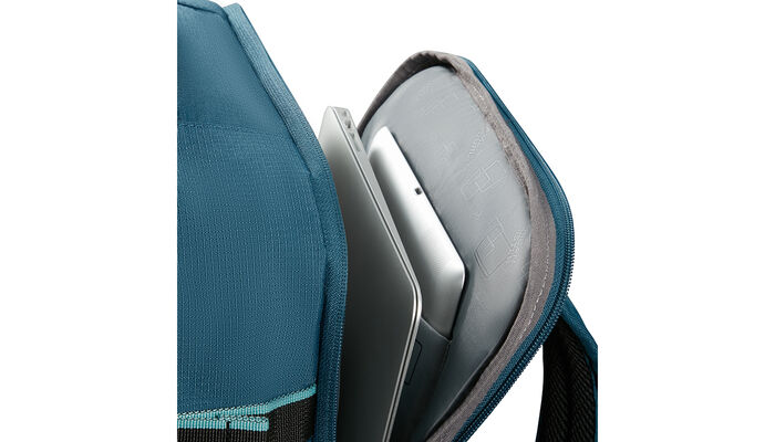 Tasku kannettavalle tietokoneelle 15,6"