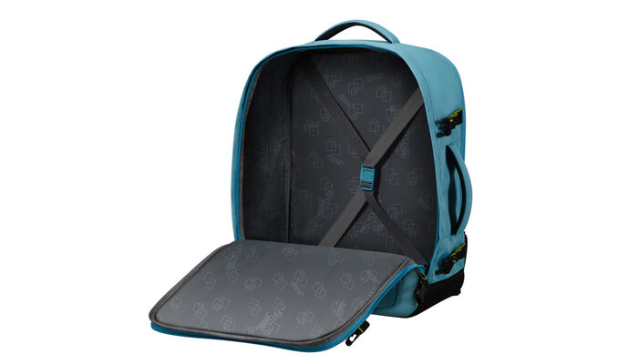 Vaateosasto ristikkäisillä kumunauhoilla