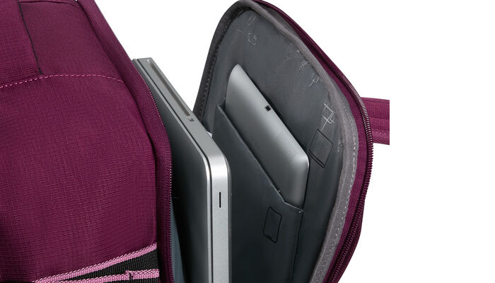 Tasku kannettavalle tietokoneelle 15,6"