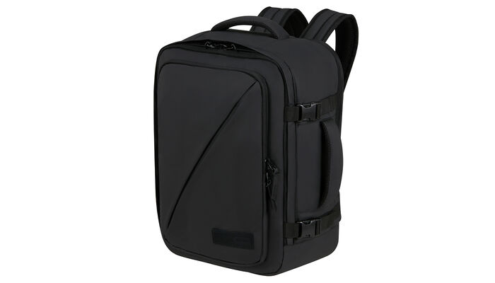 Sopii Ryanairin ja Wizz Airin ilmaisen matkustamolaukun mittoihin