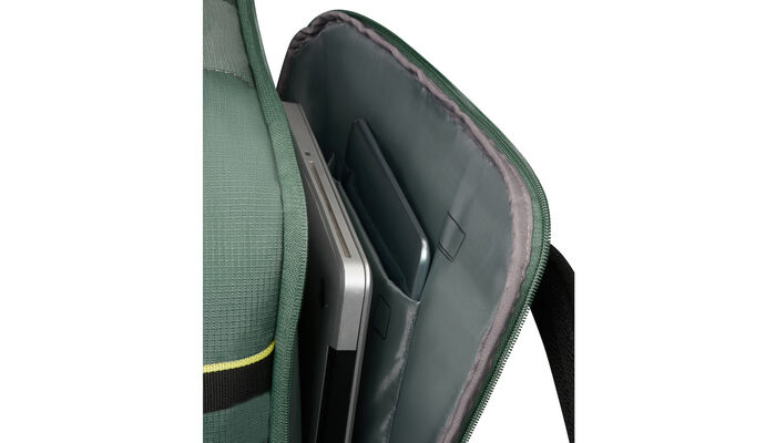 Tasku kannettavalle tietokoneelle 15,6"