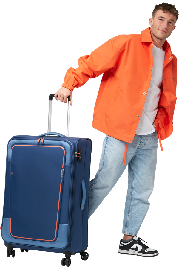 American Tourister Pulsonic Spinner Expandable 81cm  Combat Navy American Tourister Pulsonic Spinner Expandable 81cm  Combat Navy