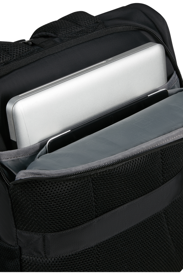 American Tourister Urban Groove Ug25 Tote Backpack 15.6'  Black