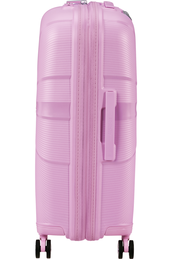 American Tourister StarVibe Spinner Expandable TSA 67cm  Metallic Pastel Lavender American Tourister StarVibe Spinner Expandable TSA 67cm  Metallic Pastel Lavender