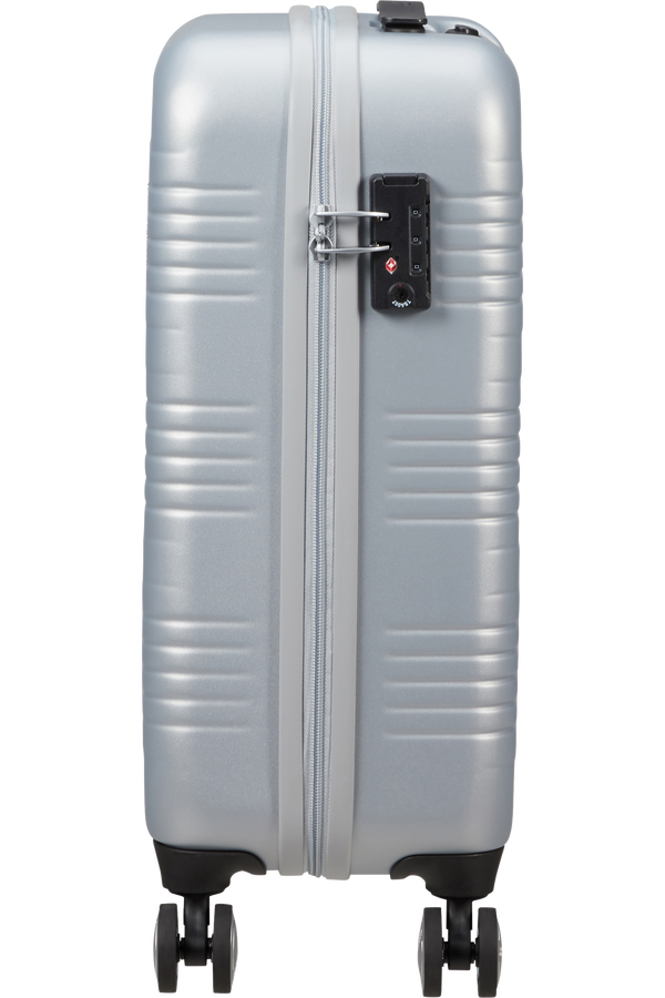 Summerville 55cm Nelipy&ouml;r&auml;inen matkalaukku